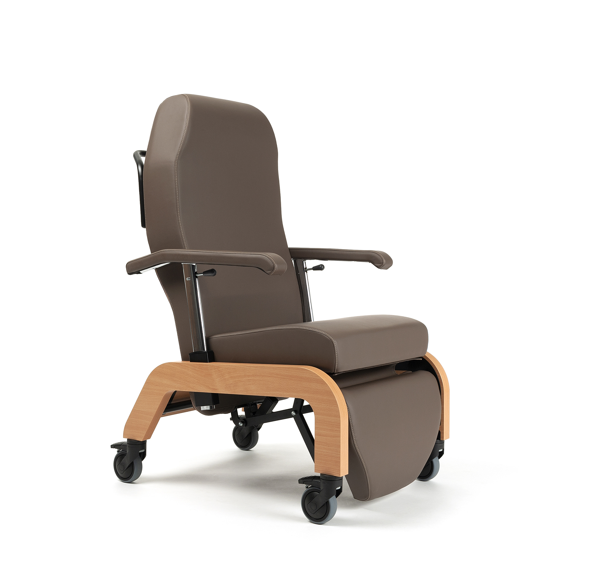 Bretagne wheels - beech lichtbrown - 3Q view