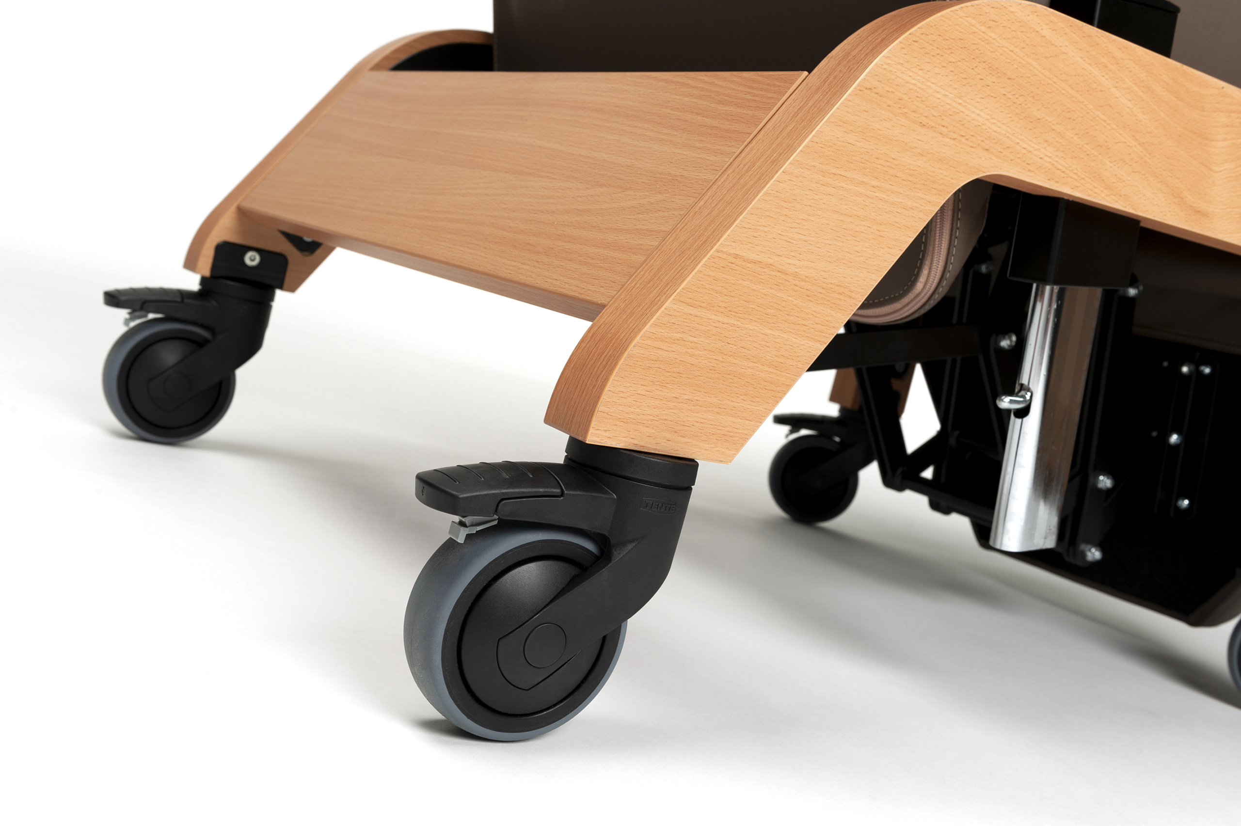 Bretagne wheels - beech lichtbrown - detail rear wood